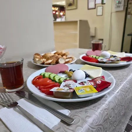 Birol Hotel Istanboel